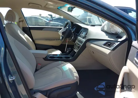 2017 Hyundai Sonata z USA, uszkodzony, nr VIN 5NPE24AF2HH458082